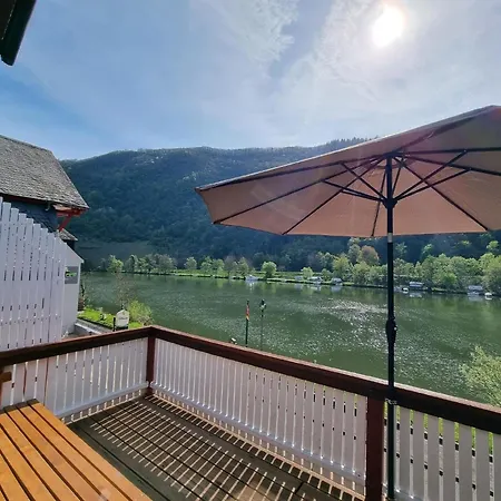 Apartment Moselschiefer-traumferienwohnung Am Moselufer Traben-Trarbach