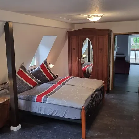 Moselschiefer Traumferienwohnung Am Moselufer Apartman