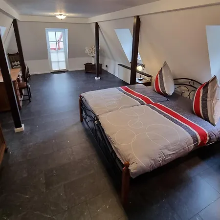 Apartman Moselschiefer Traumferienwohnung Am Moselufer *