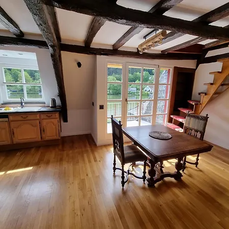 Moselschiefer Traumferienwohnung Am Moselufer Apartman