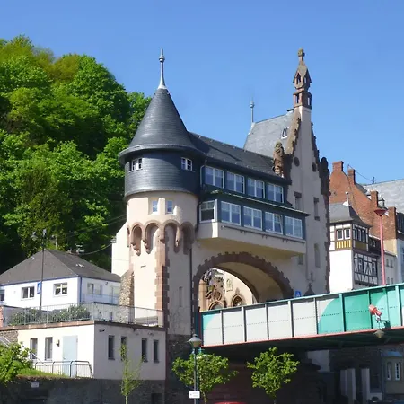 Moselschiefer Traumferienwohnung Am Moselufer * Traben-Trarbach